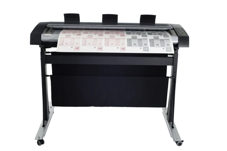 RS-freigestellt-frontal-mit-Sheet-1-scaled