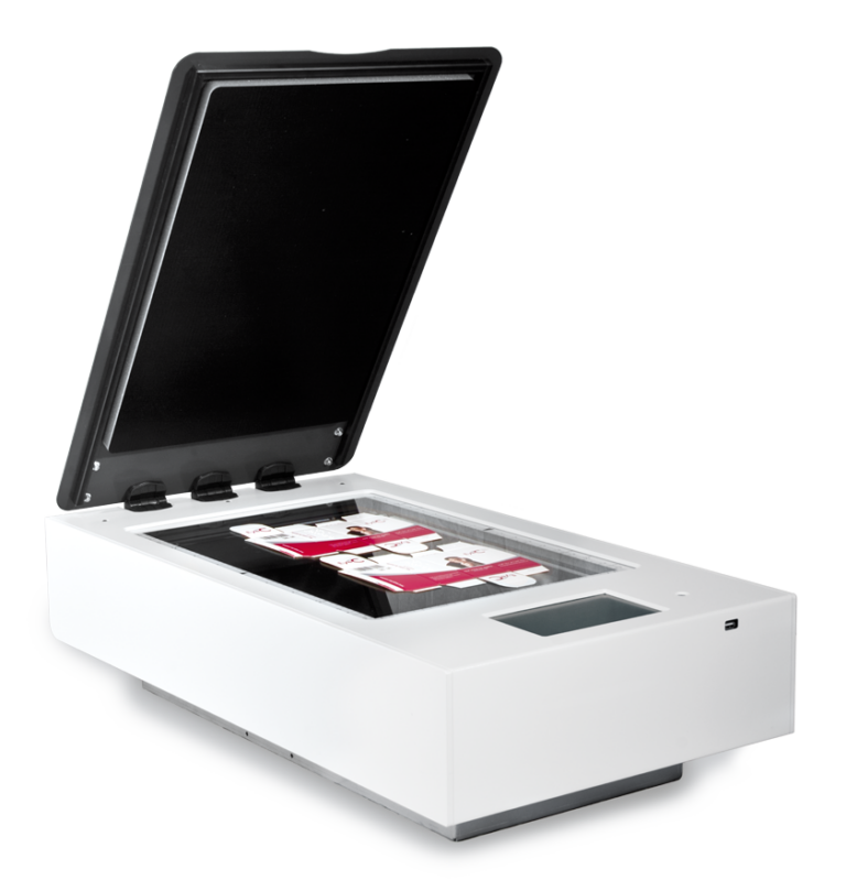 eyec-proofiler-400DT-scanner-with-folding-boxes-rgb-72dpi